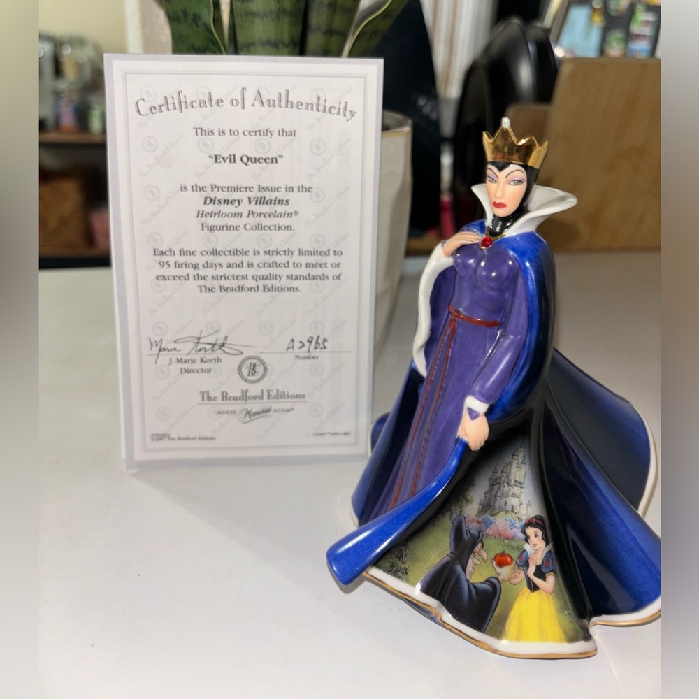 Disney Evil Queen Porcelain Figurine in Purple, Blue, White, Gold